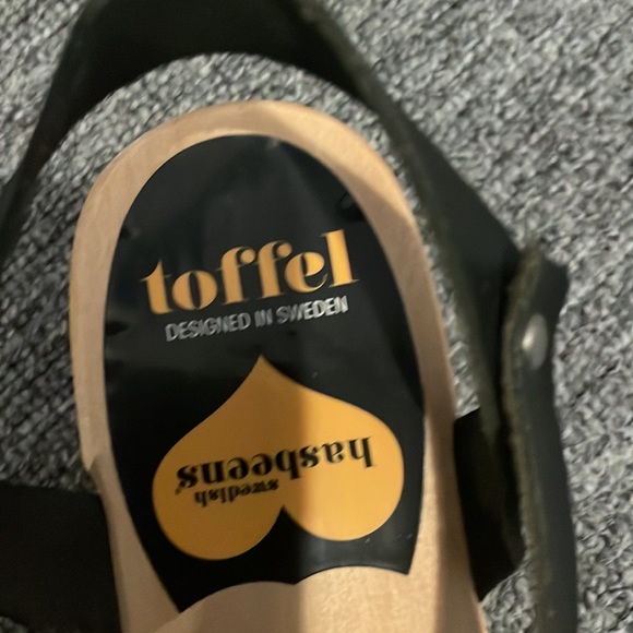 Toffel Swedish Hasbeen Clogs Wooden Sandals - Picture 14 of 15
